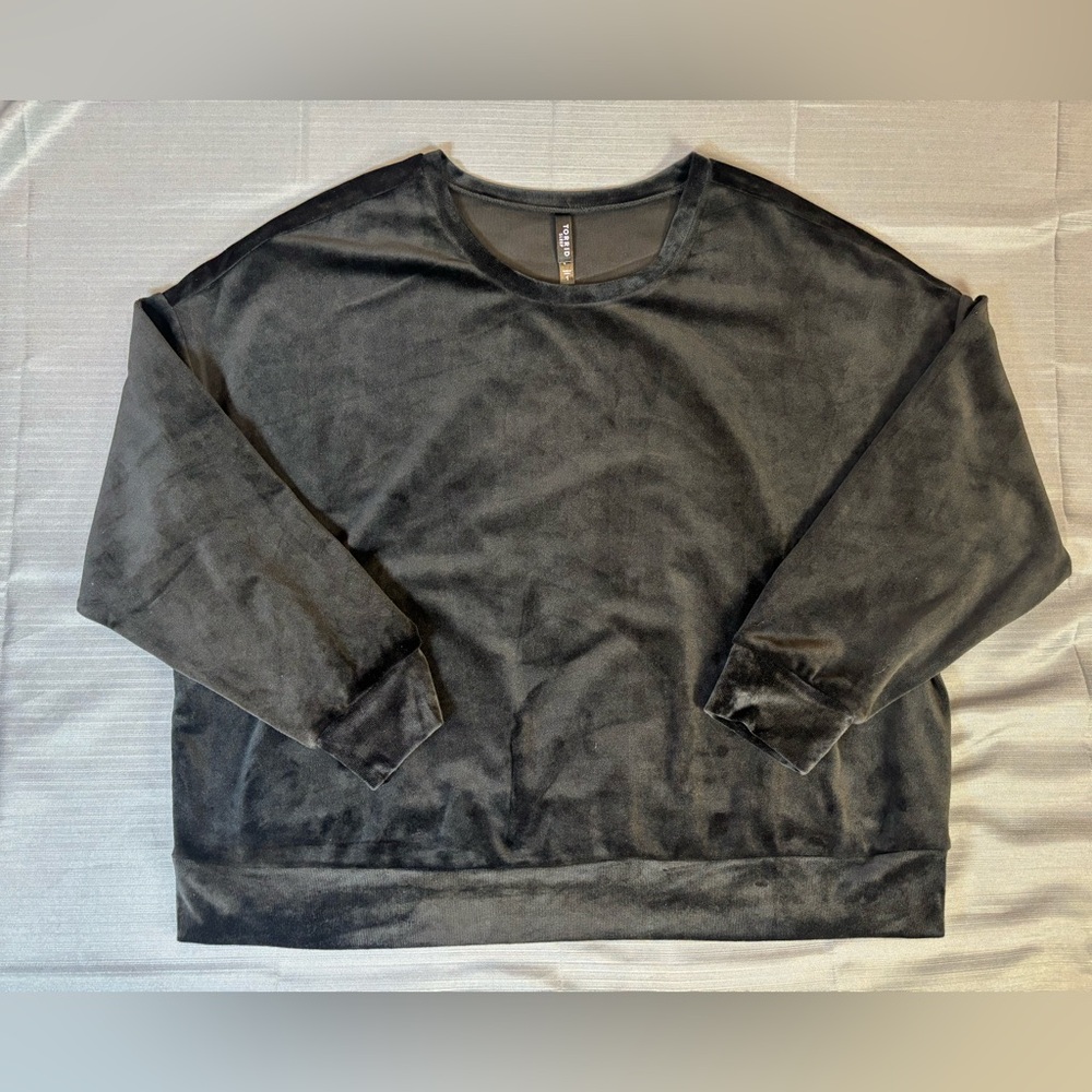 Torrid 1X Black Velour Lounge Sweatshirt Soft Sleepwear Top